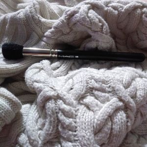 MAC 109 ORIGINAL Natural Hair Brush - NEW